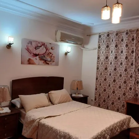 Luxurious, Fully Furnished And Well-Equipped Apartment With Modern Amenities, Stunning Views, And Convenient Location For Remote Work Or Studying From Home Cairo Exterior photo