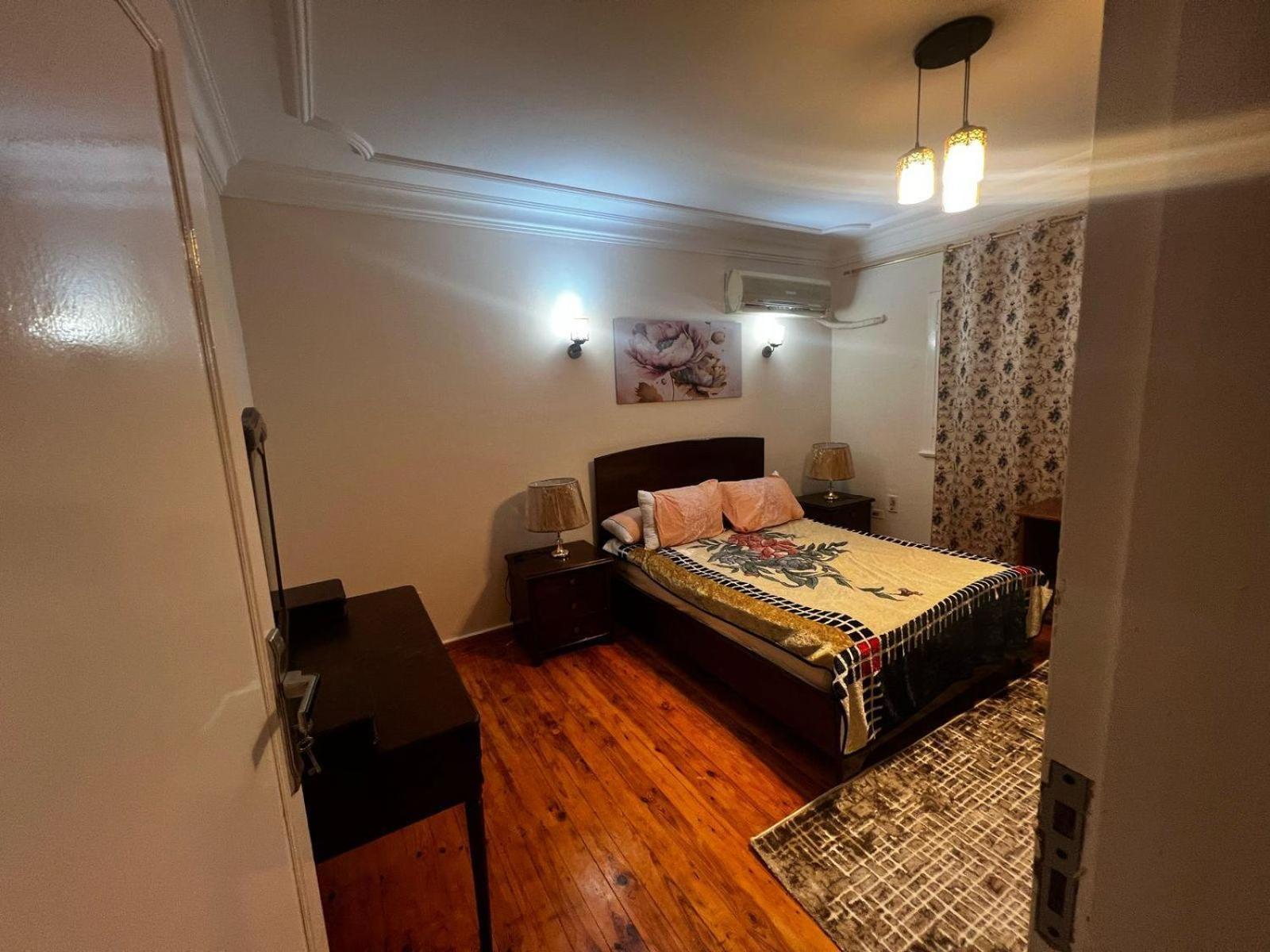 Luxurious, Fully Furnished And Well-equipped With Modern Amenities, Stunning Views, And Convenient Location For Remote Work Or Studying From Kairo
