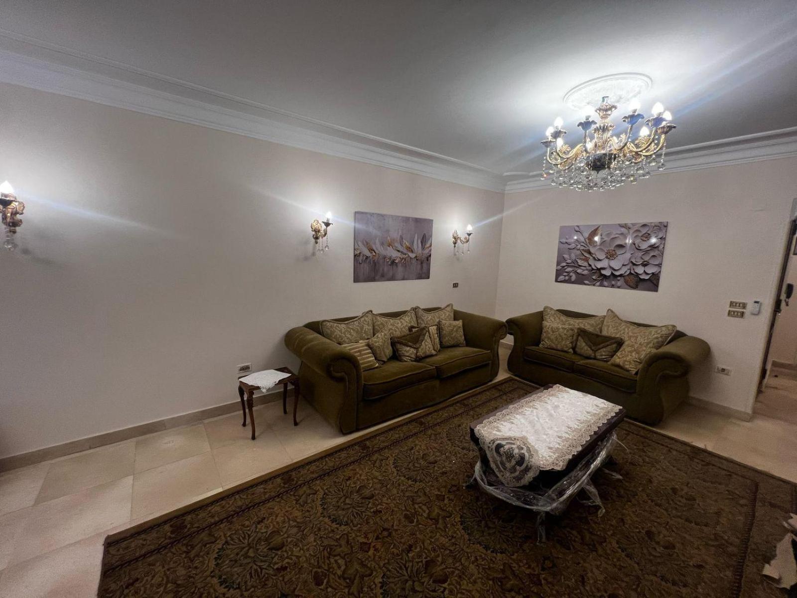 Appartement Luxurious, Fully Furnished And Well-equipped With Modern Amenities, Stunning Views, And Convenient Location For Remote Work Or Studying From *